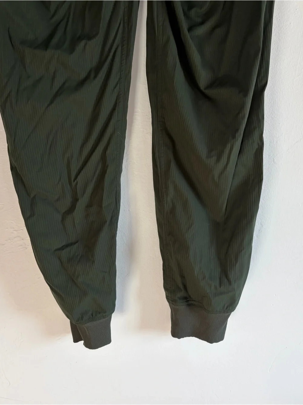 Lululemon Dance Studio Mid-Rise Jogger Full Length Legacy Green
